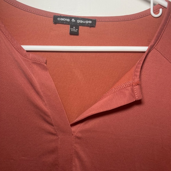 ❤️Cable & Gauge bell sleeve shirt size small - Picture 2 of 6